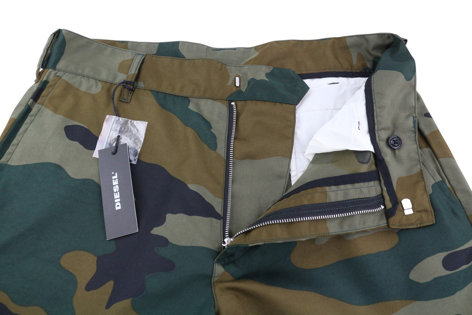 DIESEL P-Berti-C Men's Shorts W31 Camo Print Zip Fly Utility Pocket Casual