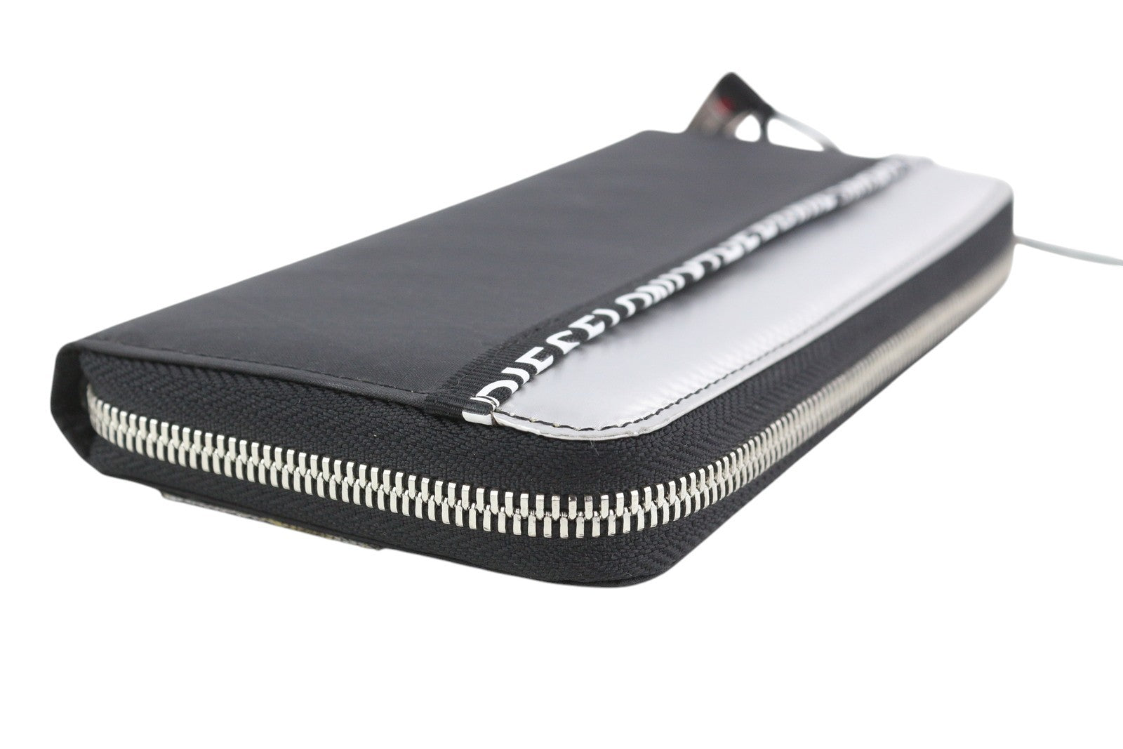 DIESEL 24 Zipocket Men's Wallet OS Black Leather Zip Around Unisex Logo