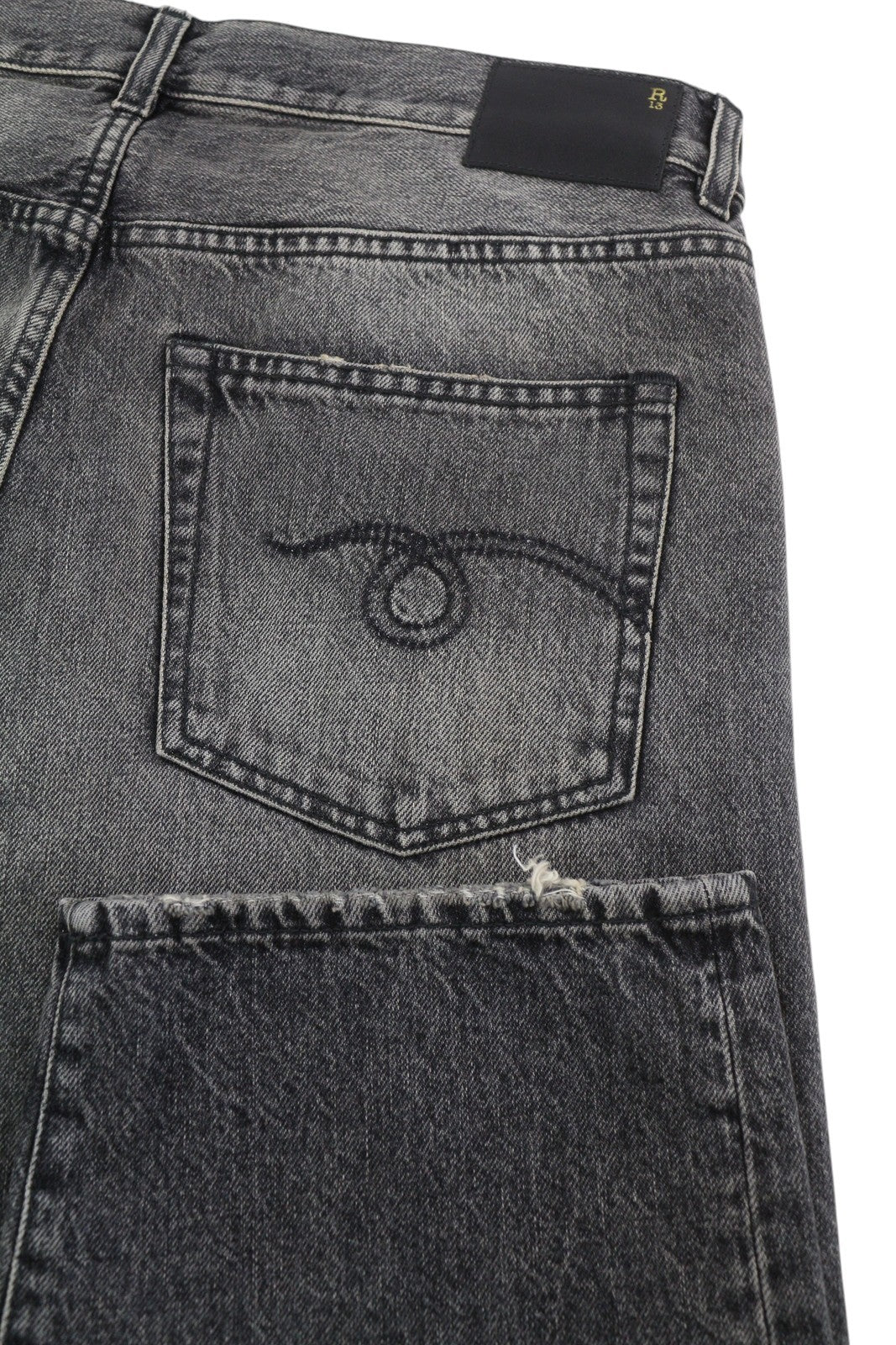 R13 Boyfriend Women's Jeans 29 Straight Zip Fly Washed Leyton Black Denim