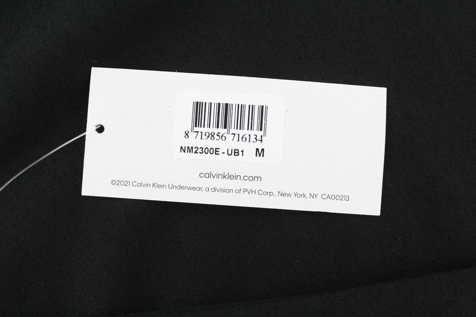 CALVIN KLEIN Men Sweatshirt M Black Crew Neck Pull On Embroidered Logo Front