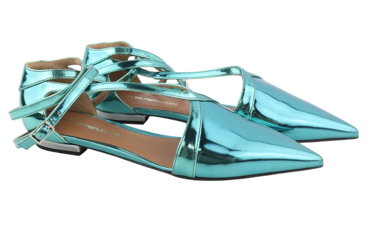 Blaue flache Lederschuhe