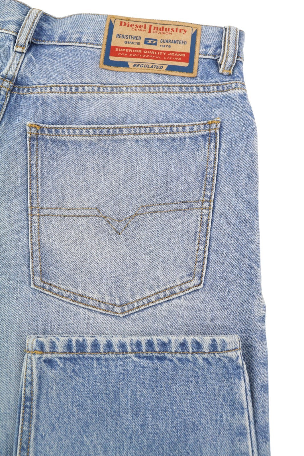 DIESEL 1995 D-Sark 09I29 Men Jeans W32/L32 Blue Slim Straight Washed RRP246