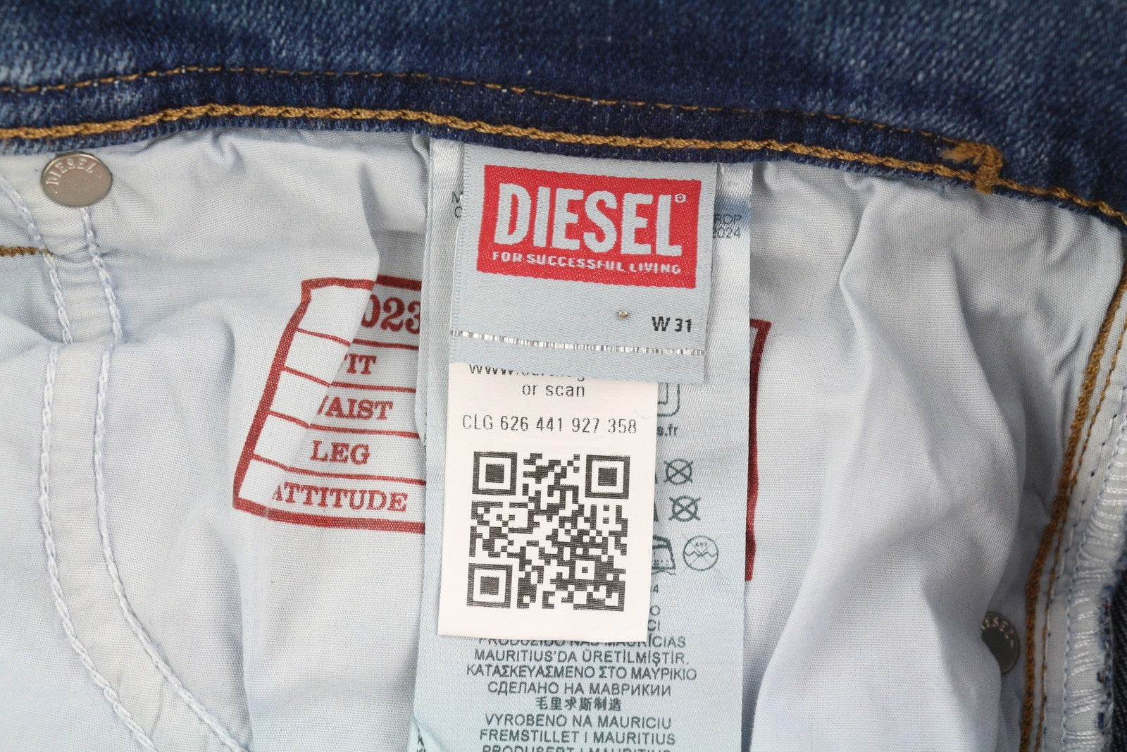 DIESEL 2023 D-Finitive 0GRDP Men Jeans W31/L32 Regular Tapered Mid Waist