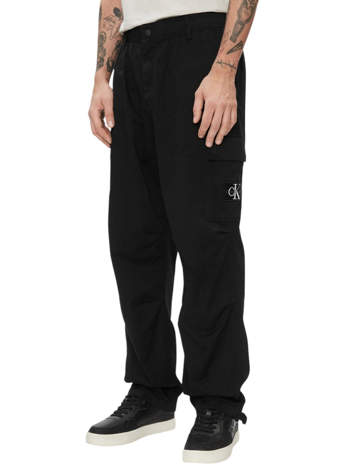 CALVIN KLEIN Straight Cargo Men Trousers S Black Patch Pocket Regular