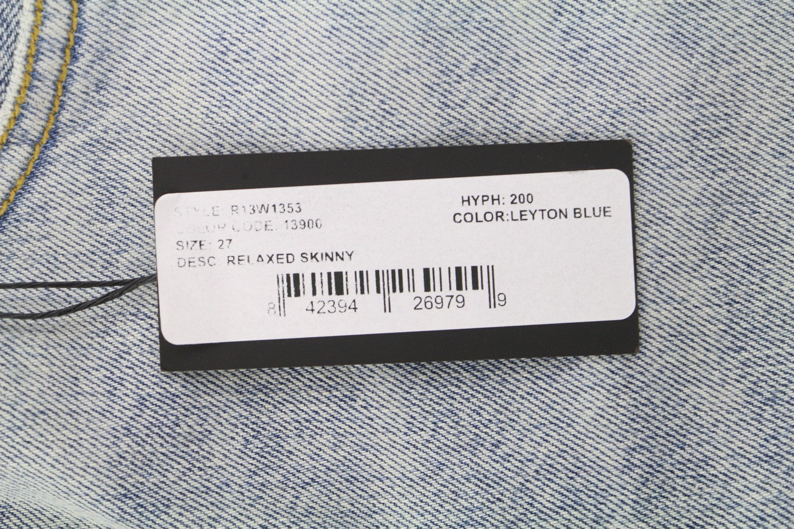 R13 Camille moteriški džinsai, 27 Leyton mėlyni, išblukę, apdriskę, trumpi iki kulkšnies. 