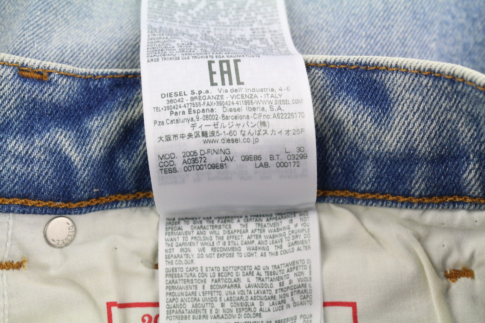 DIESEL 2005 D-Fining 09E86 Men Jeans W33/L30 Blue Distress Tapered Regular Fit