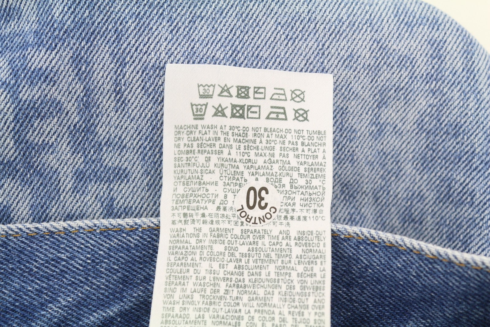 DIESEL 1995 007F5 Men Jeans W32/L34 Slim Fit Straight Leg Logo Detail RRP250