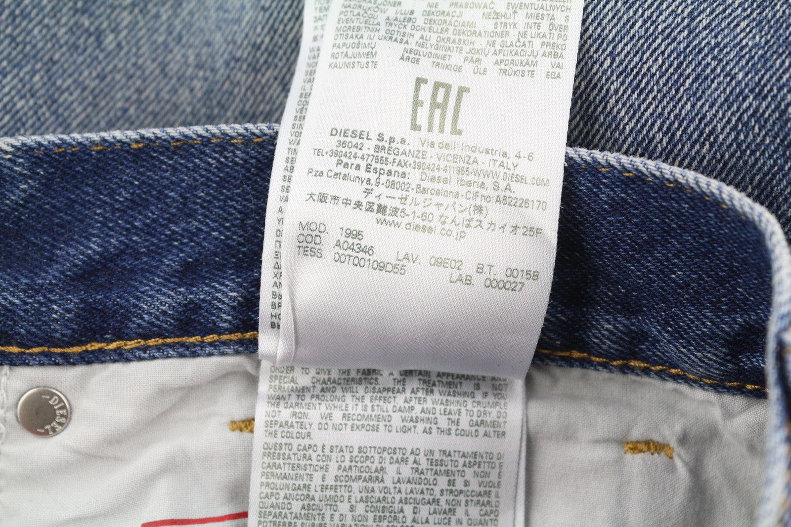 DIESEL 1995 09E02 Men Jeans W32/L34 Blue Distressed Slim Straight Fit RRP375