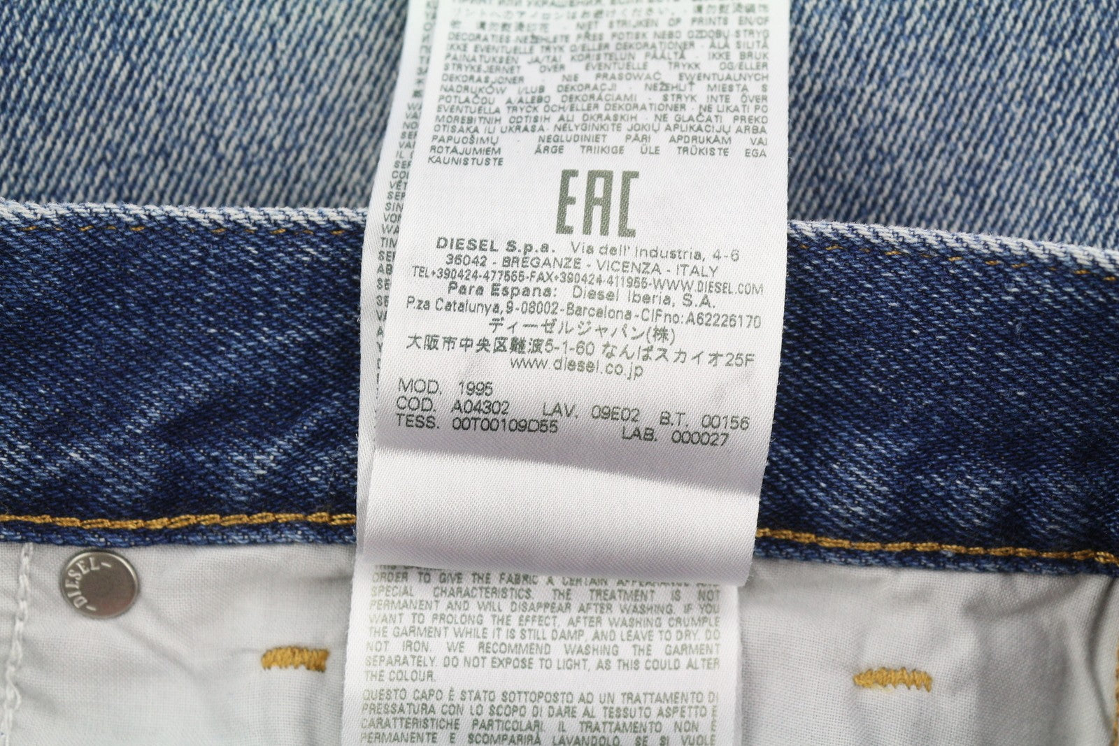 DIESEL 1995 09E02 Men Jeans W31/L30 Blue Ripped Slim Straight Zip RRP375