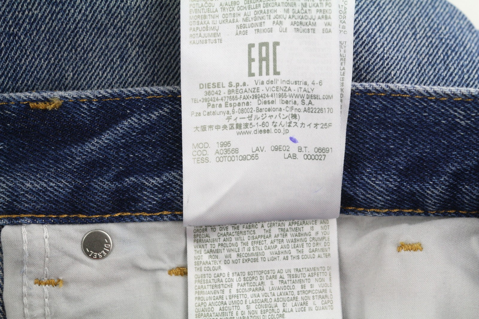 DIESEL 1995 09E02 Men Jeans W31/L32 Blue Ripped Slim Straight Zip Fly RRP375