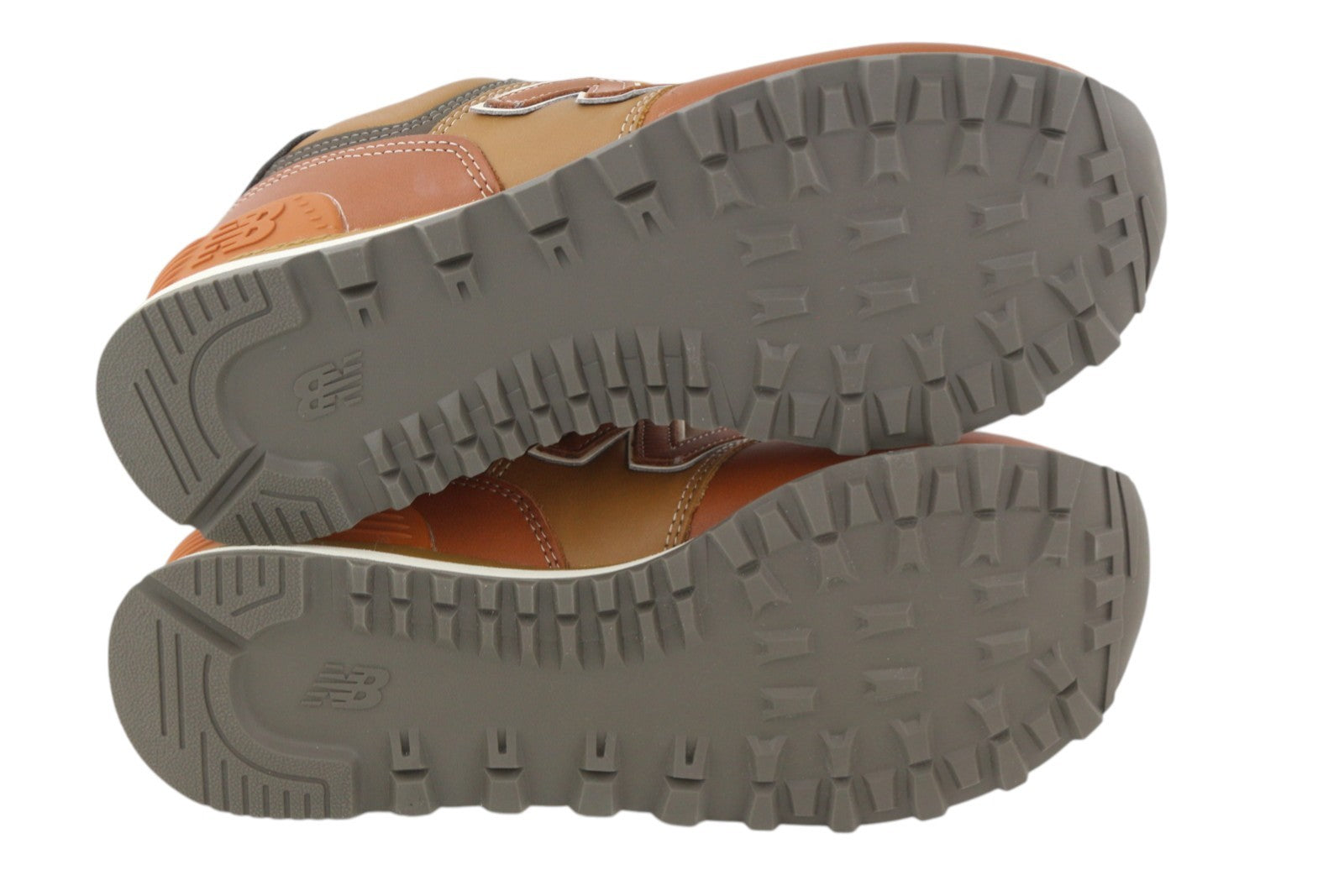 NEW BALANCE 574 Men Sneakers EU40 Brown Leather Low Top Lace Comfort Trainers