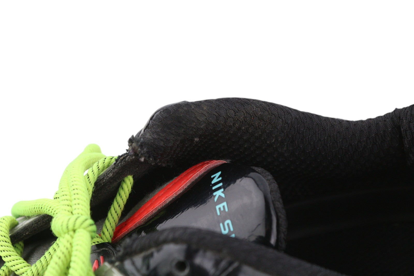 NIKE Shox Men Sneakers EU42.5 Black Low Top Lace Sport Trainers