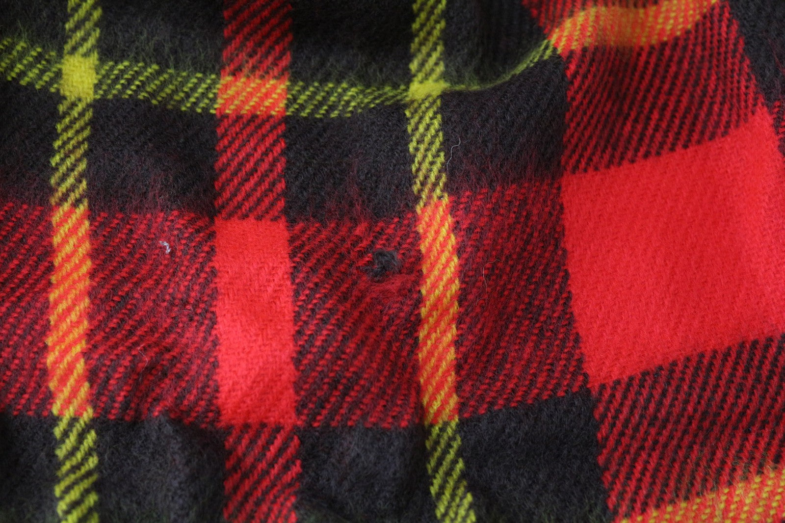 SCOTCH & SODA Men's Scarf OS Kids Red Tartan Plaid Woven Boys Tassel Wrap