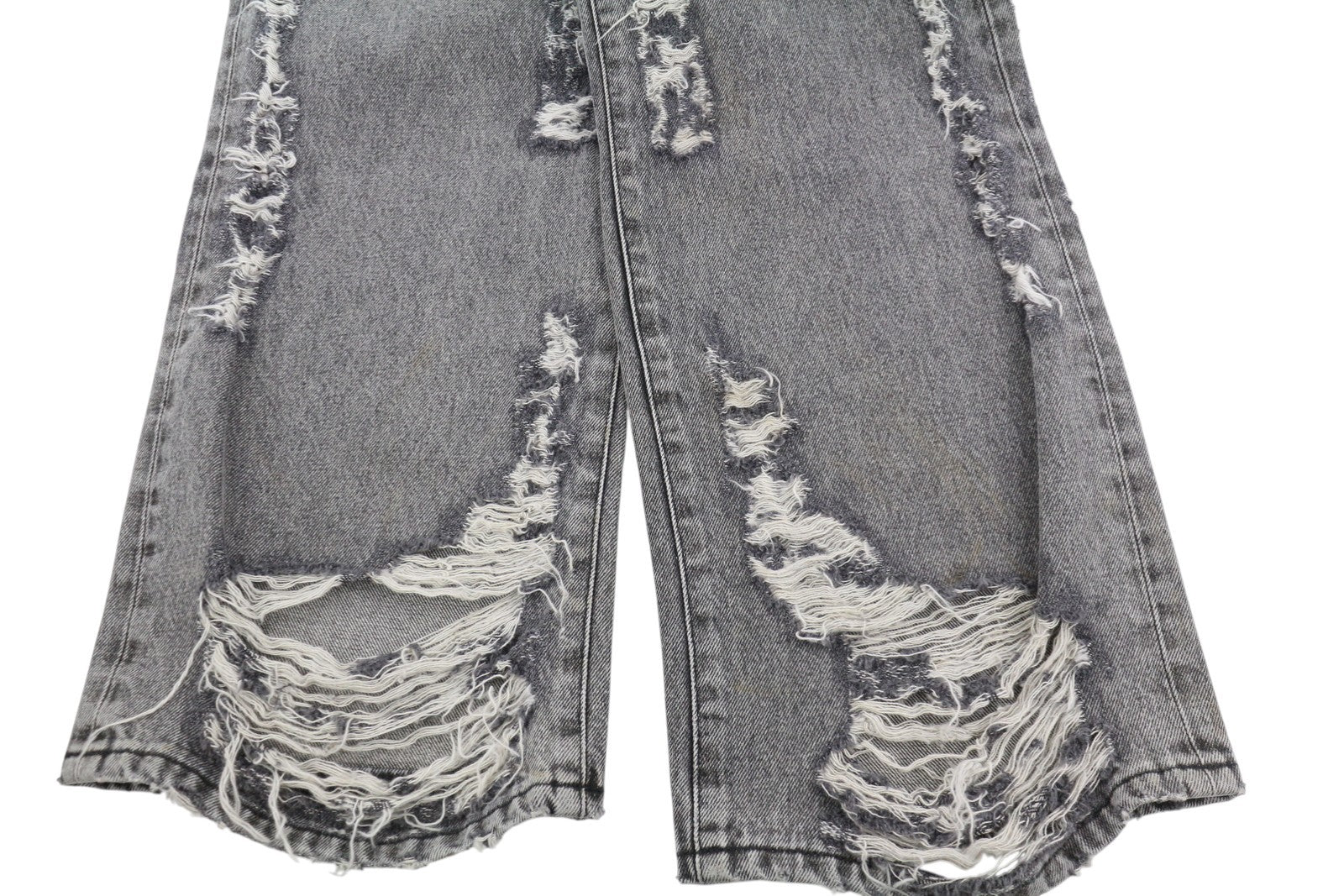THE GIVING MOVEMENT Fifty Made Women Jeans W30 Grey Distress Limited Edition