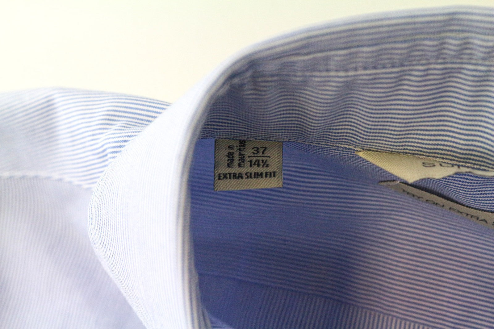 SUITSUPPLY Men's Shirt 37/14 1/2 Extra Slim Blue Striped Cotton Twill Button-Up