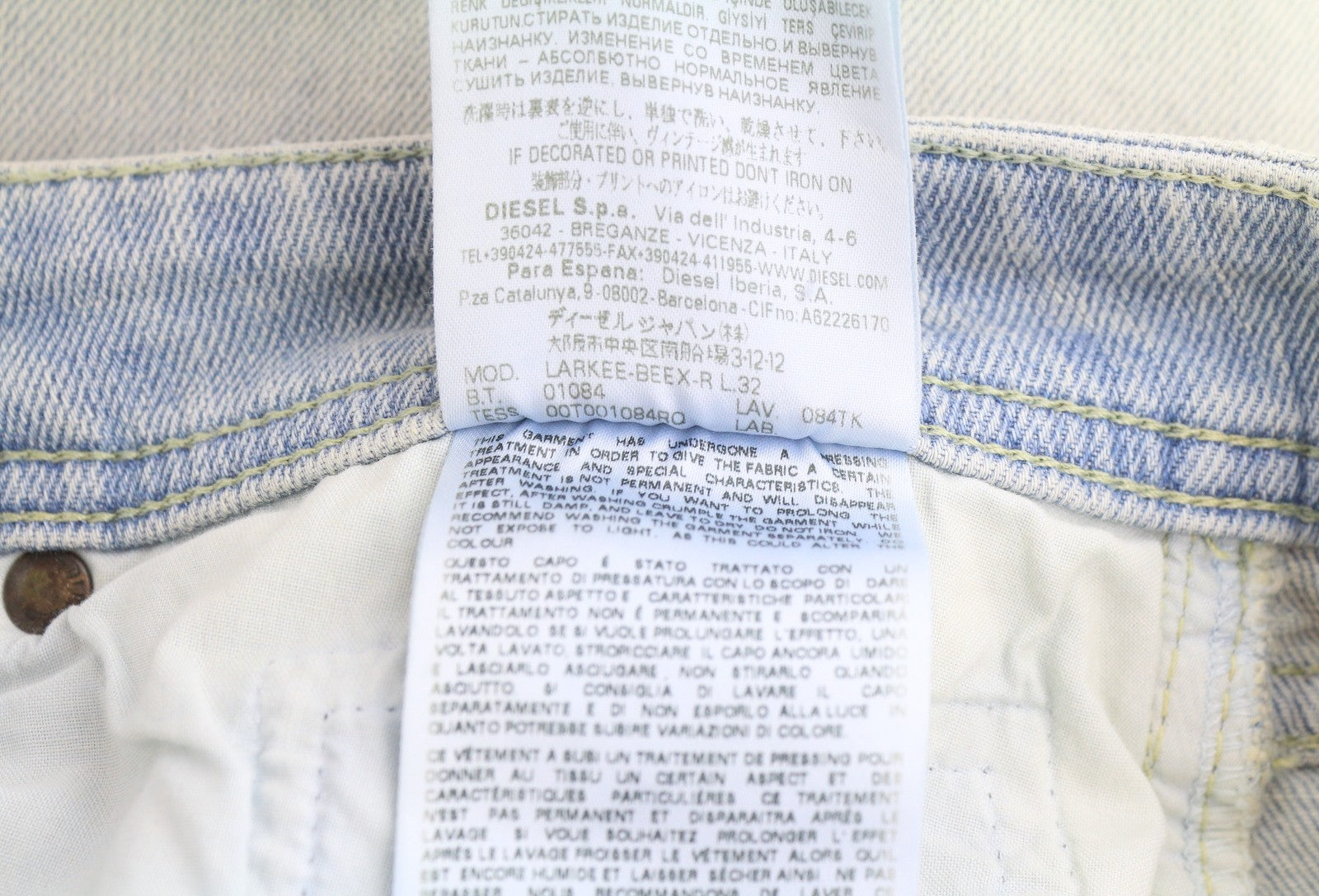 DIESEL Larkee-Beex-R 084TK Men Jeans W32/L32 Blue Faded Regular Tapered Stretch