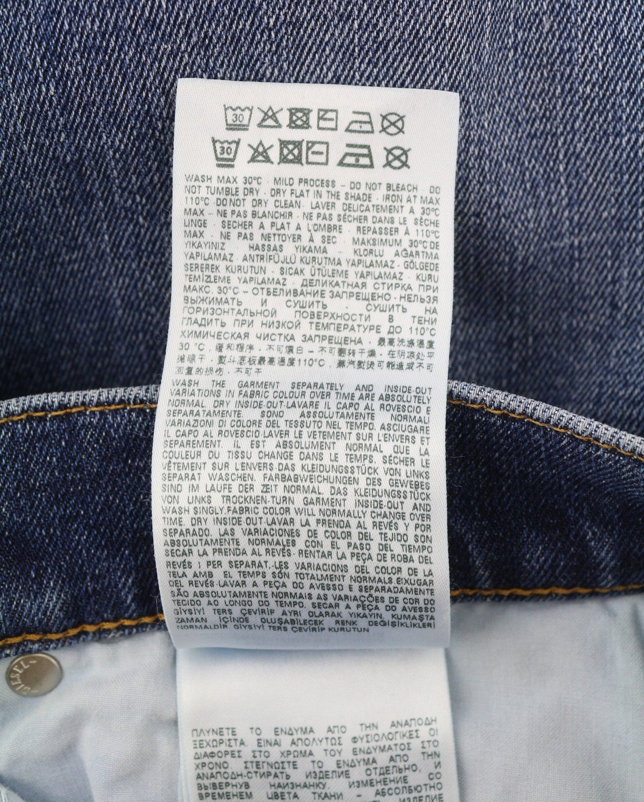 DIESEL 2019 D-Strukt 09E44 Men Jeans W29/L32 Blue Faded Whiskers Ripped Slim