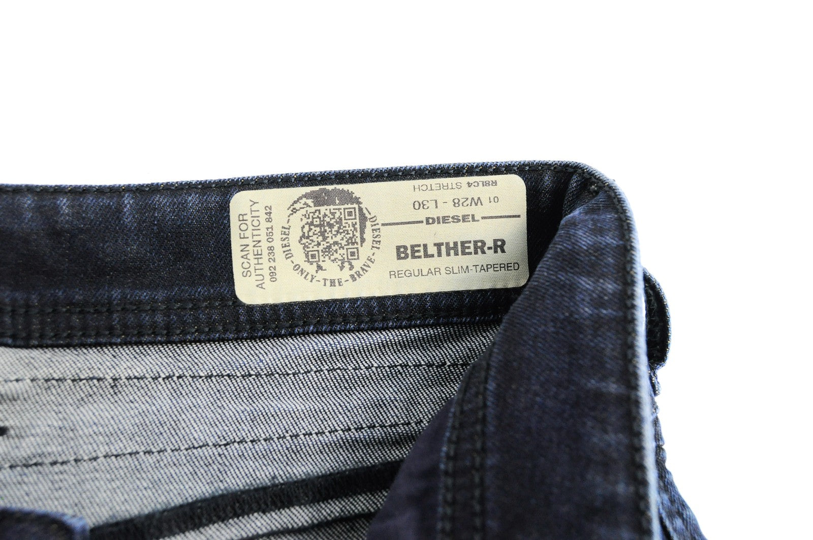 DIESEL Belther-R R8LC4 Men Jeans W28/L30 Slim Tapered Dark Blue Cotton Stretch