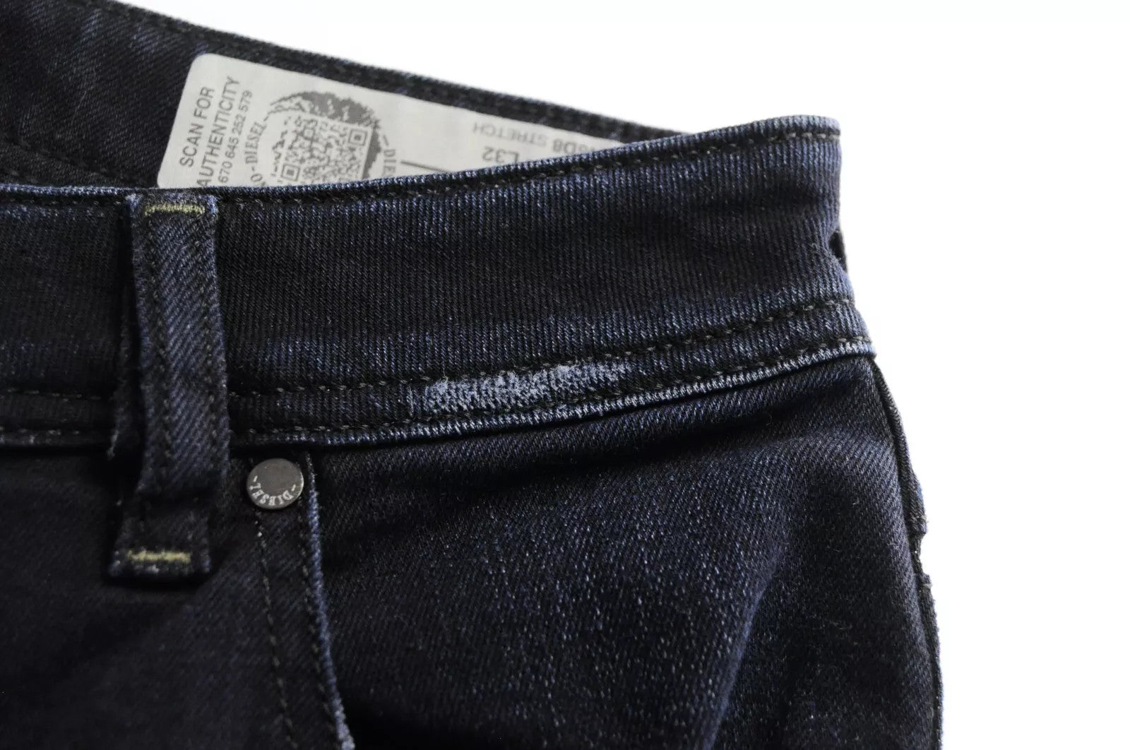 DIESEL Krayver R46D8 Men Jeans W28/L32 Slim Carrot Fit Dark Blue Cotton Stretch