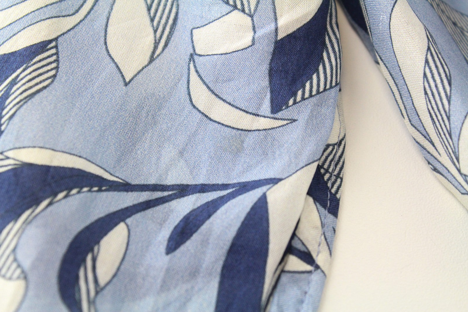 SUISTUDIO Charles Women Shirt UK6 Blue Silk Patterned Lightweight Long Sleeved