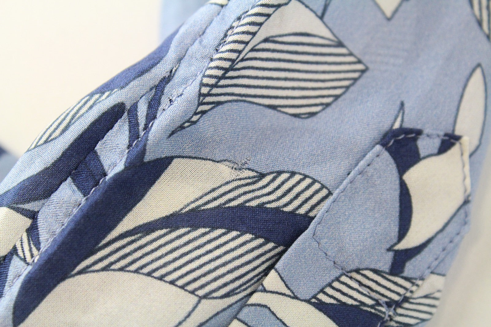 SUISTUDIO Charles Women Shirt UK6 Blue Silk Patterned Lightweight Long Sleeved