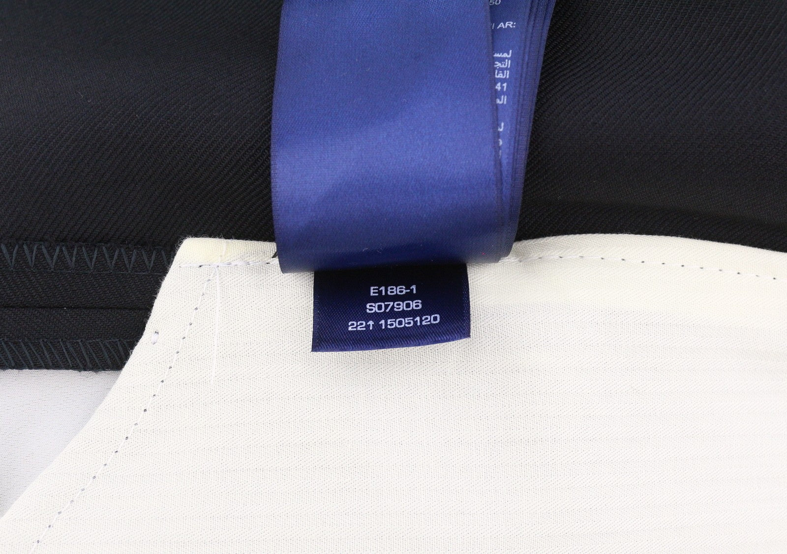GANT Light Wool Men Trousers EU56 Black Straight Zip Formal