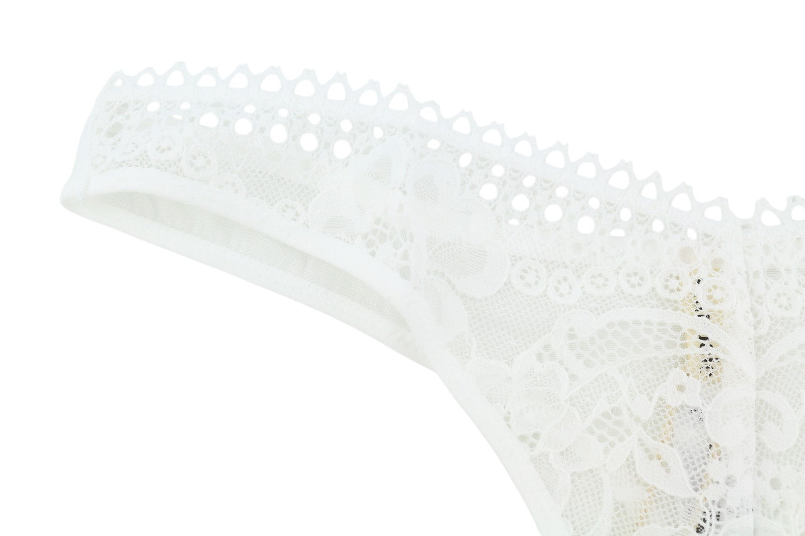 SCANDALE Le String Sensual-Undyed Women Panties M White Delicate Lace 3-Pack