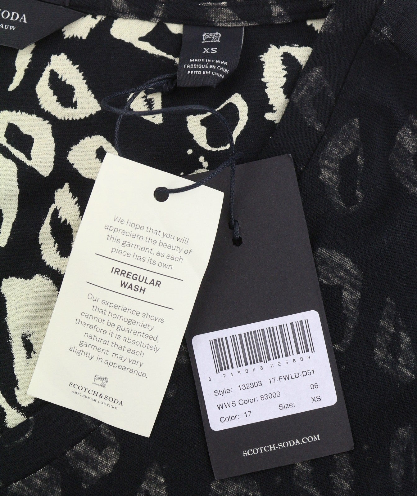 SCOTCH & SODA Women T-Shirt XS Black Patterned V-Neck Short Sleeved
