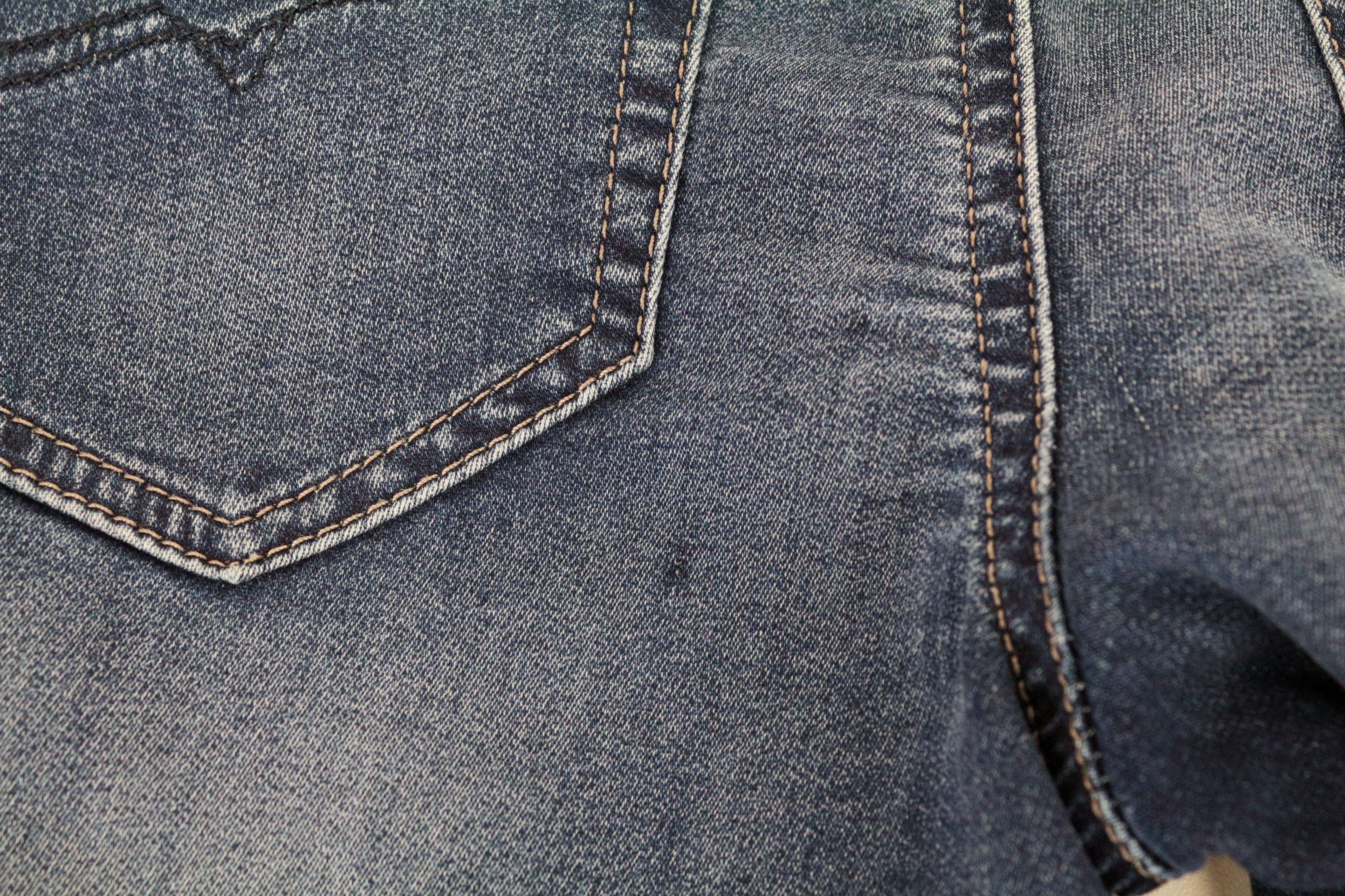 DIESEL Grupee-Ne 0674Y Women's W25 Blue Cotton Slim Wash Stretch Jogg Denim