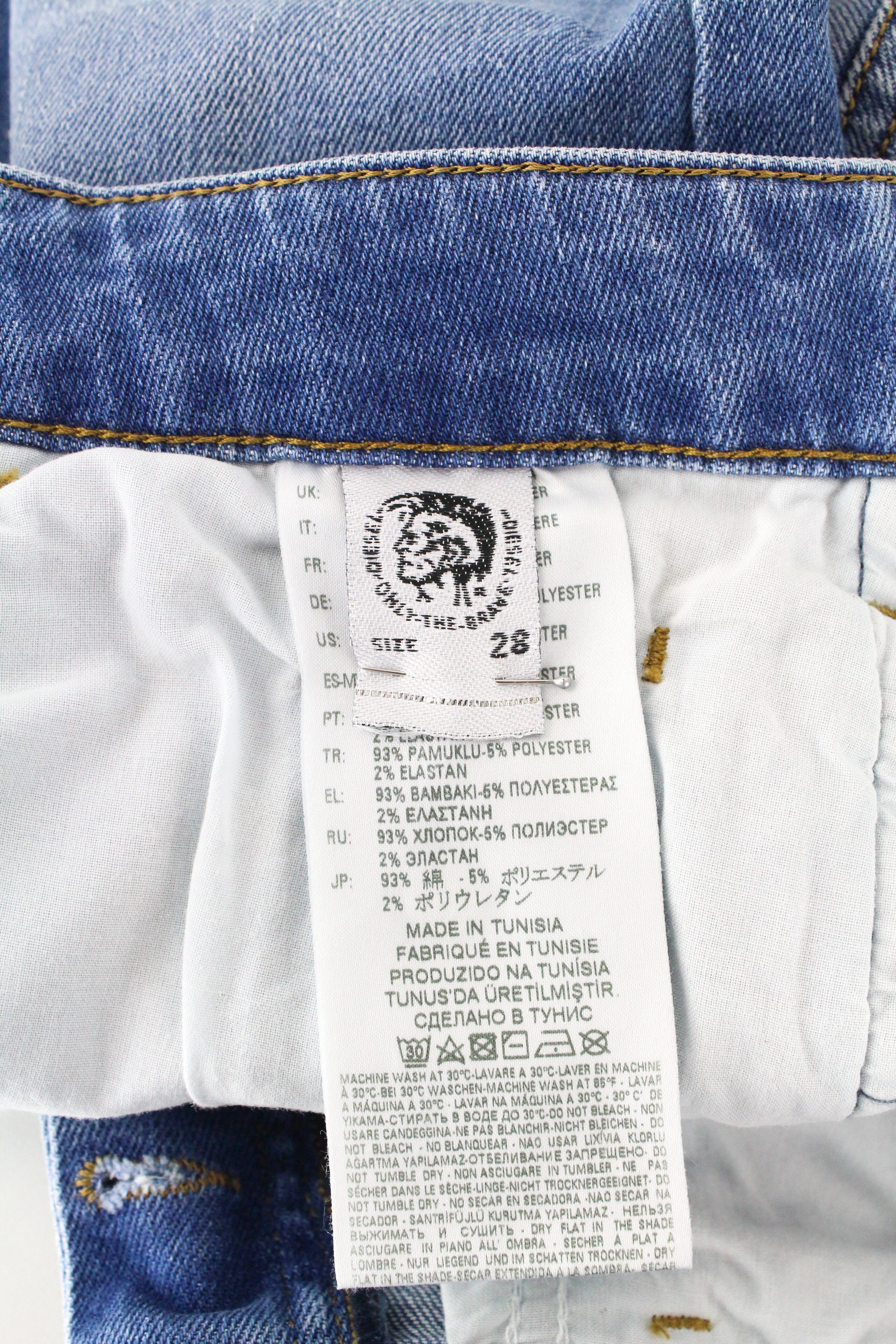 DIESEL  D-Bazer 087AQ Men's Jeans W28/L32 Light Blue Taper Fit Stretch Jeans