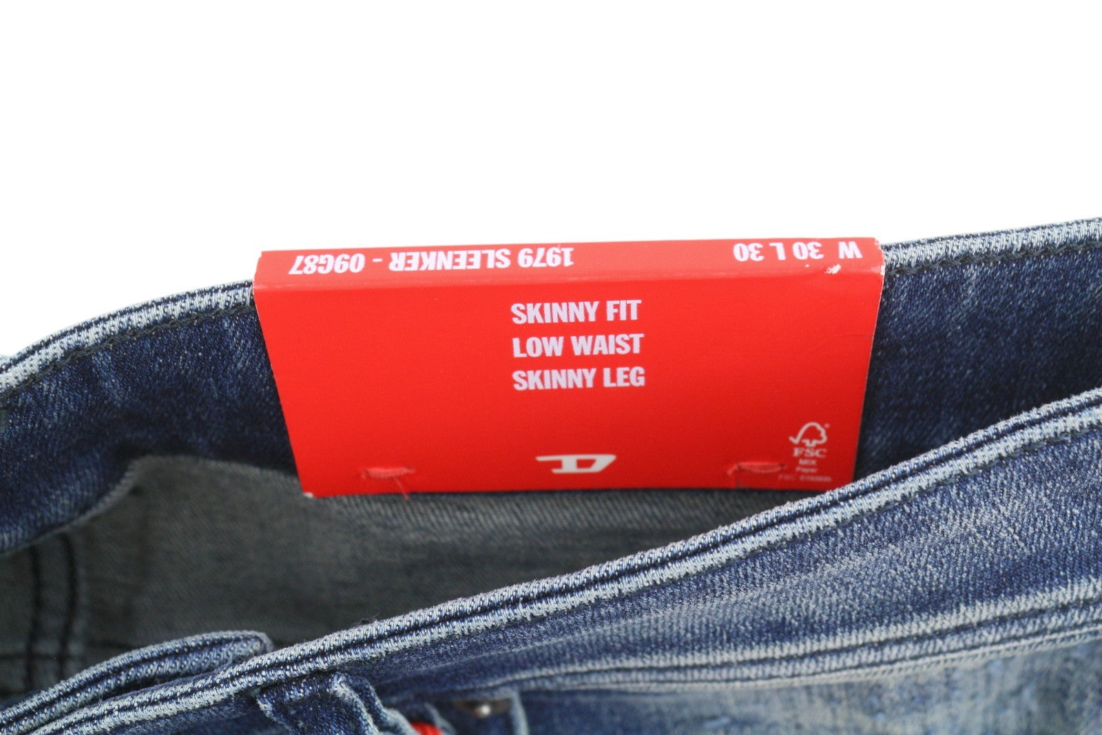 DIESEL 1979 Sleenker 09G87 Men Jeans W30/L30 Blue Faded Low Waist Skinny RRP295