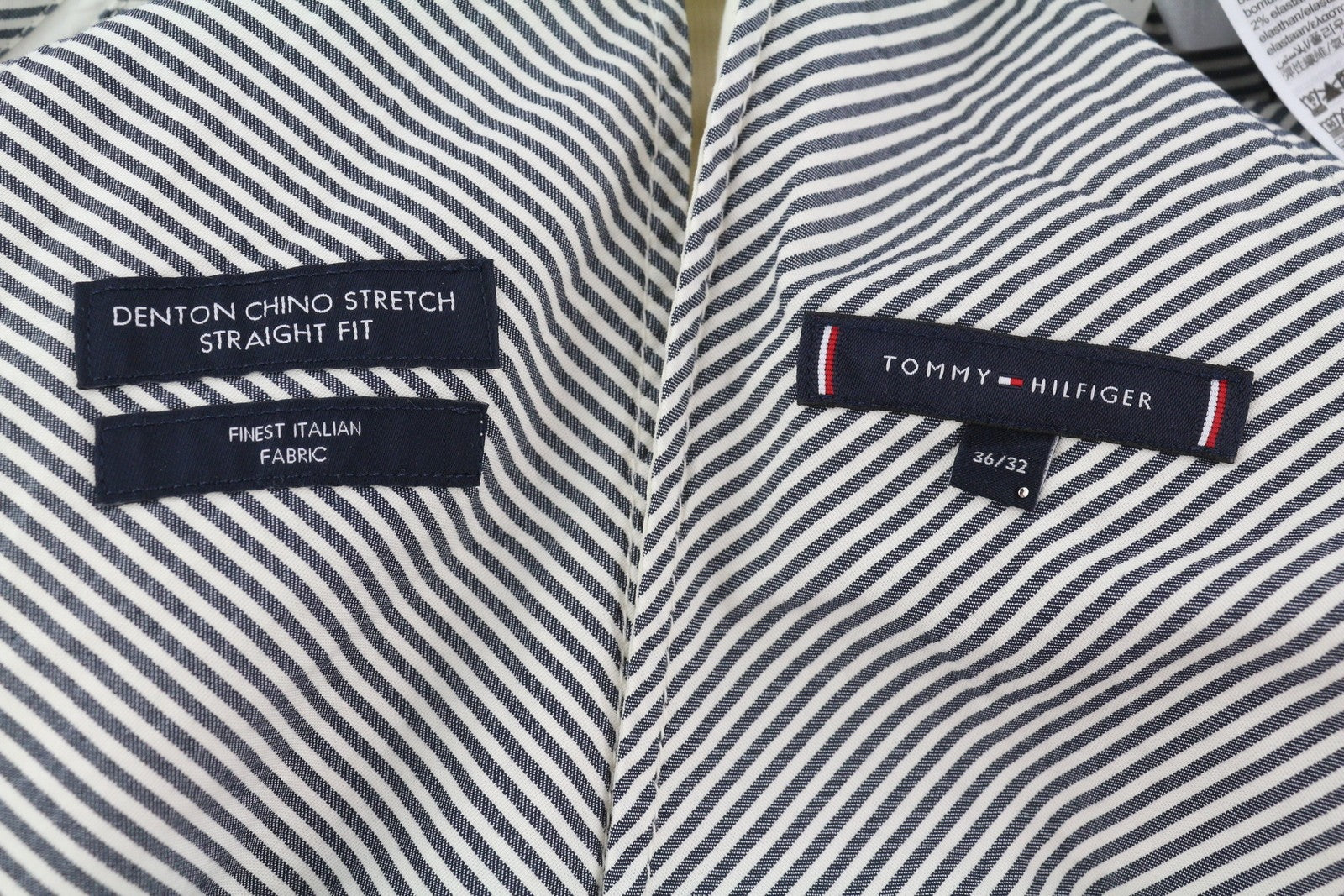 TOMMY HILFIGER Denton Chino Stretch Trousers W36/L32 White Corduroy Straight