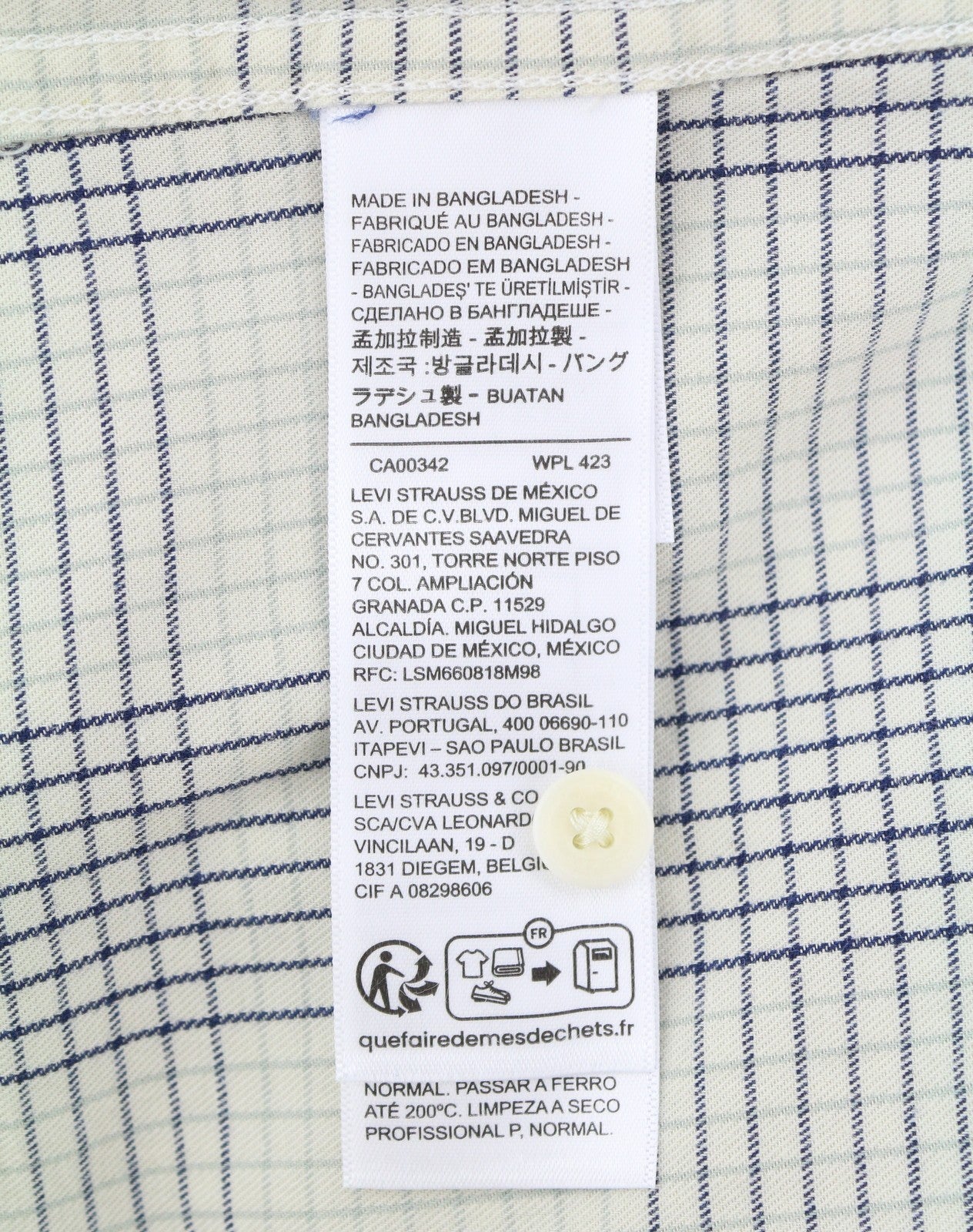 LEVI'S Relaxed Men Shirt L Grey Plaid Snap Button Short Sleeve