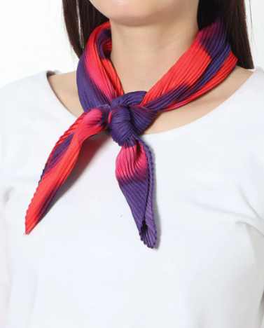 DESIGUAL Fou Margaritas Square Women Scarf OS Pleated Textured Floral Print