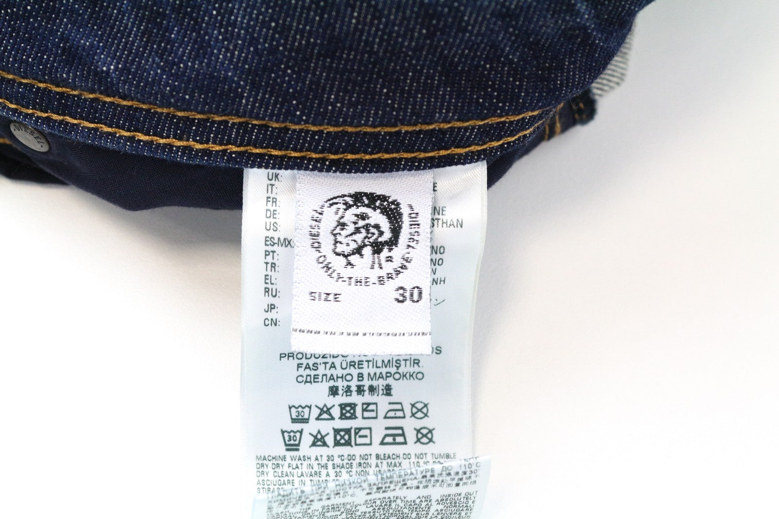 DIESEL Belther-R R8LA9 Men Jeans W30/L30 Slim Tapered Distressed Stretch Blue