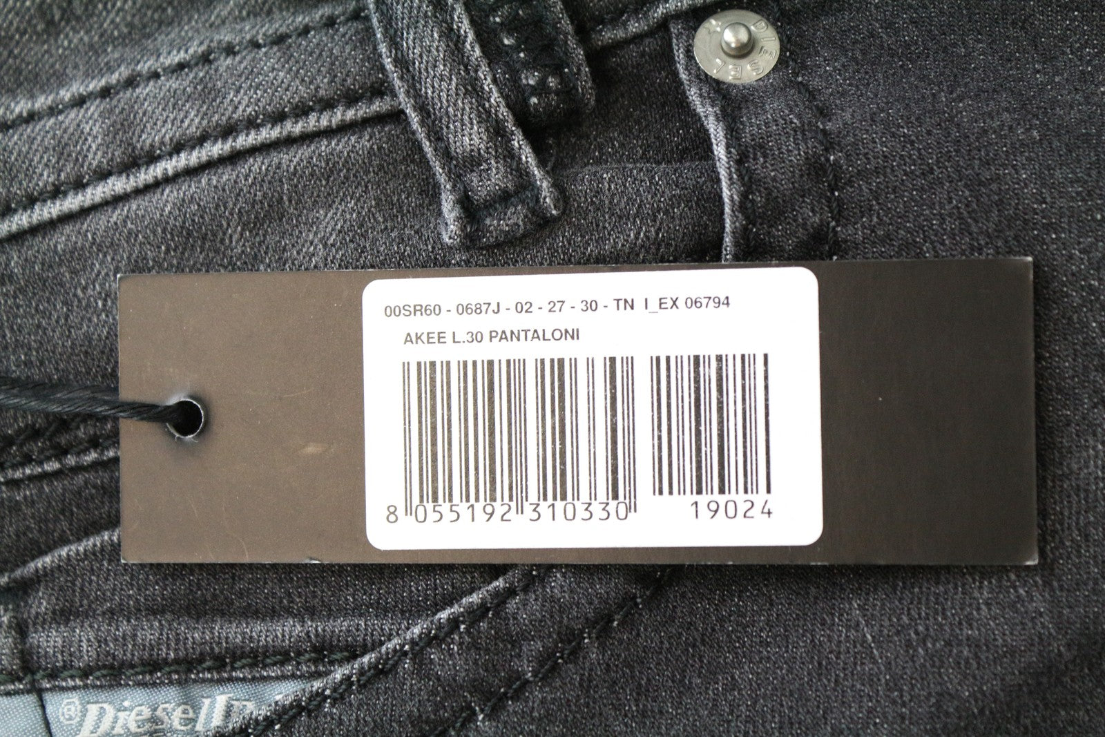 DIESEL Akee 0687J Men Jeans W27/L30 Slim Tapered Fit Grey Cotton Stretch