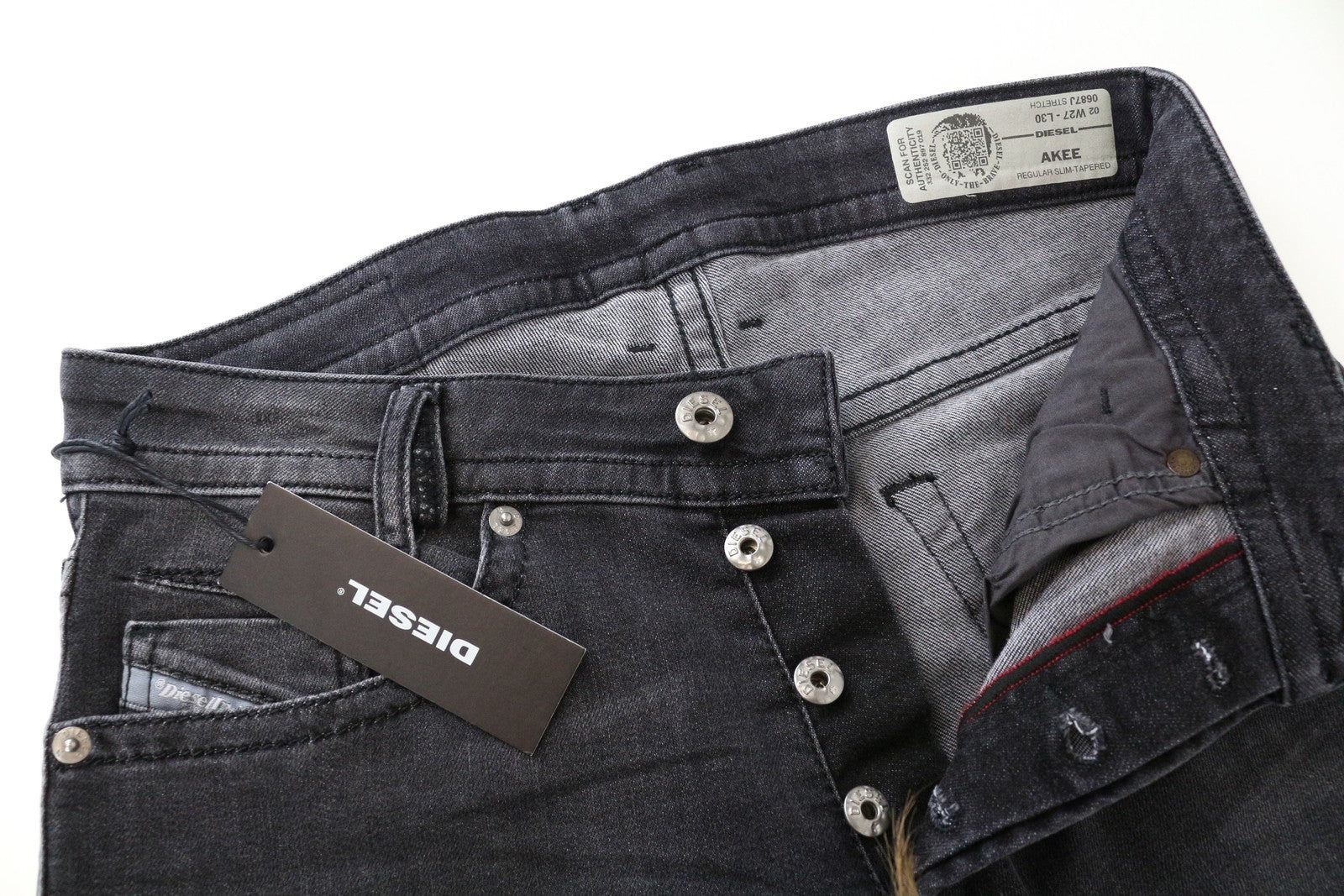 DIESEL Akee 0687J Men Jeans W27/L30 Slim Tapered Fit Washed Grey Cotton Stretch