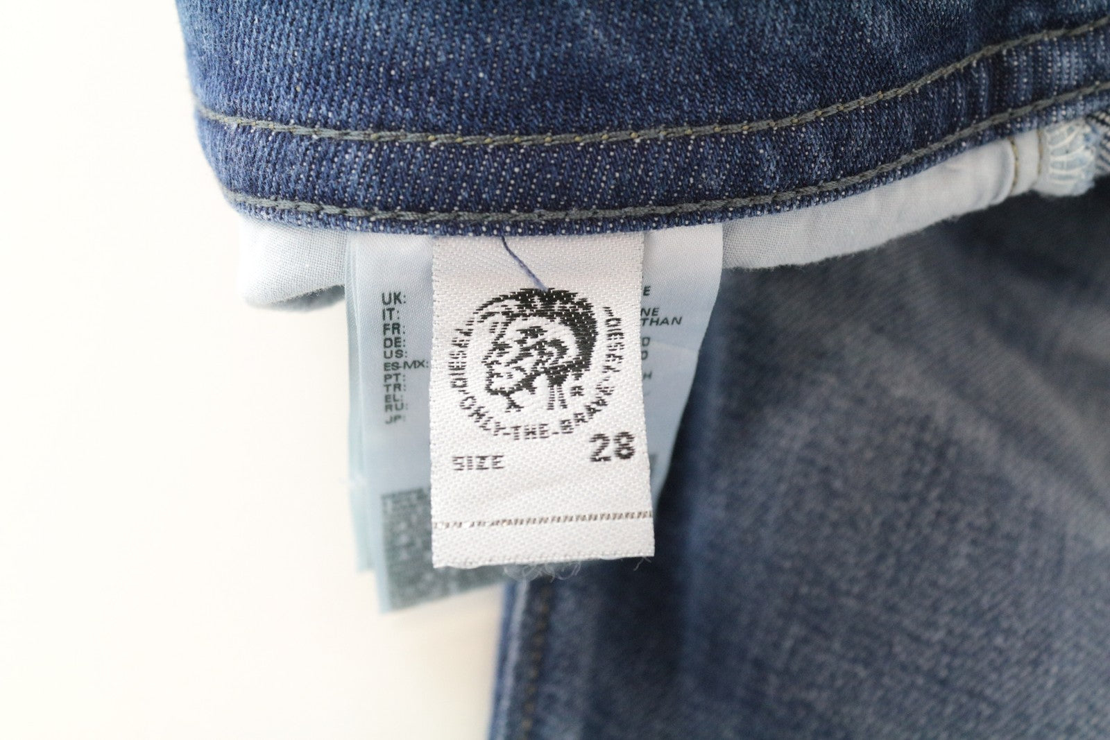 DIESEL Buster R60F8 Men Jeans W28/L32 Blue Slim Tapered Fit Distressed Stretch