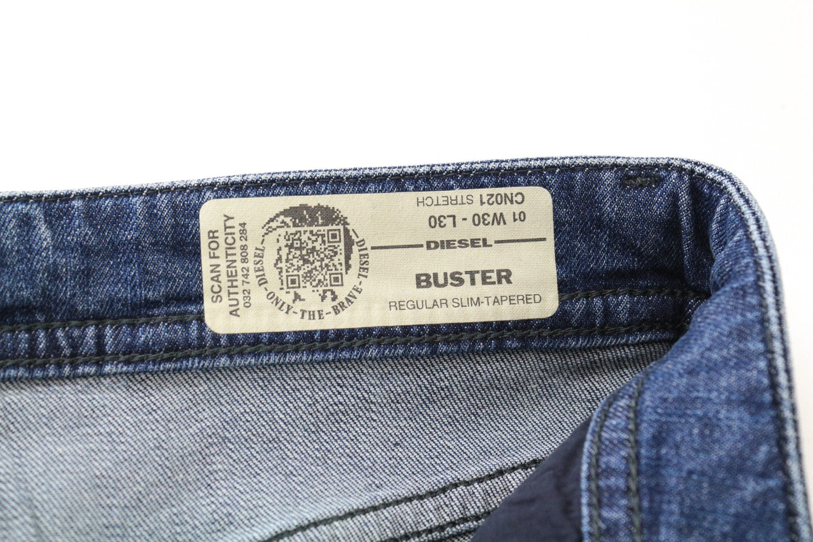 DIESEL Buster CN021 Men Jeans W30/L30 Mid-Blue Distressed Slim Taper Buttoned