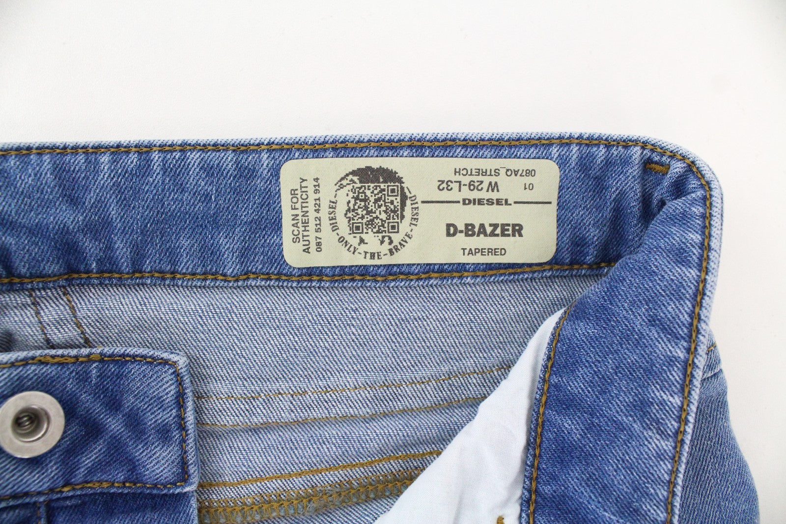 DIESEL D-Bazer 087AQ Men Jeans W29/L32 Taper Fit Cotton Stretch Light Blue