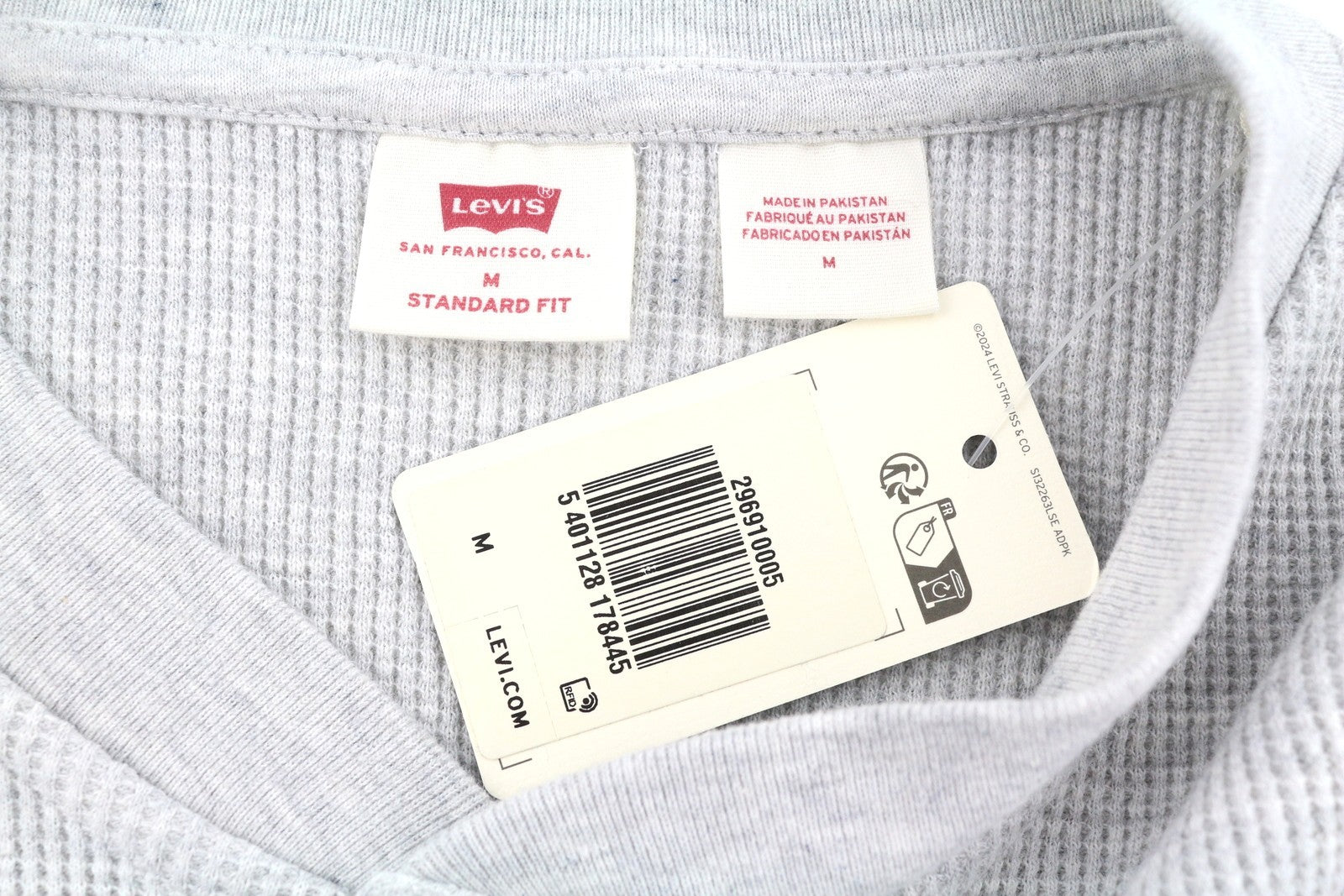 LEVI'S Standard Fit Men T-Shirt M Grey Melange Half Button Thick Long Sleeve