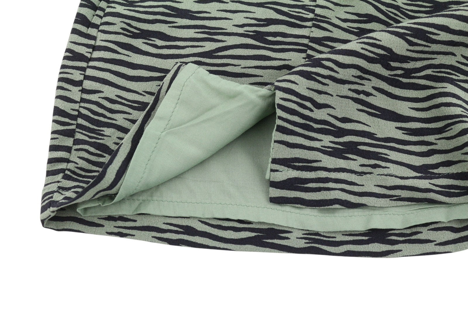 PULL & BEAR Women Skirt M Green Zebra Print Front Split Mini