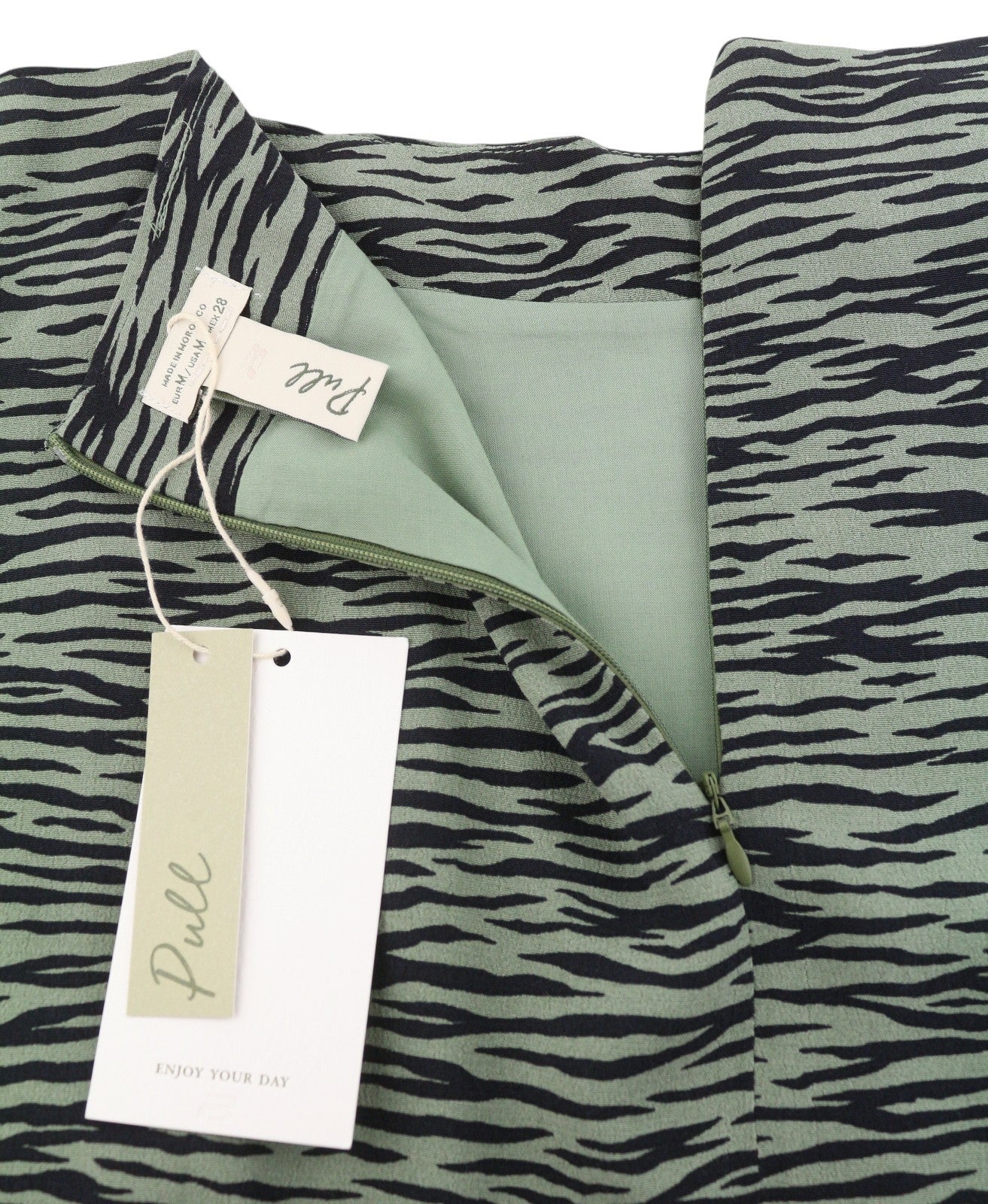 PULL & BEAR Women Skirt M Green Zebra Print Front Split Mini
