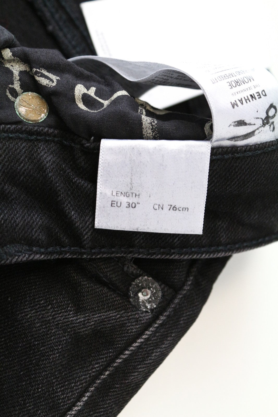 DENHAM Monroe Women Jeans W24/L30 Girlfriend Tapered Distressed Washed Black