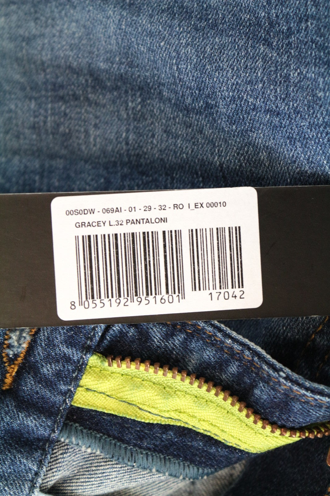 DIESEL Gracey 069AI Women Jeans W29/L32 Super Slim-Skinny Low Distressed Blue