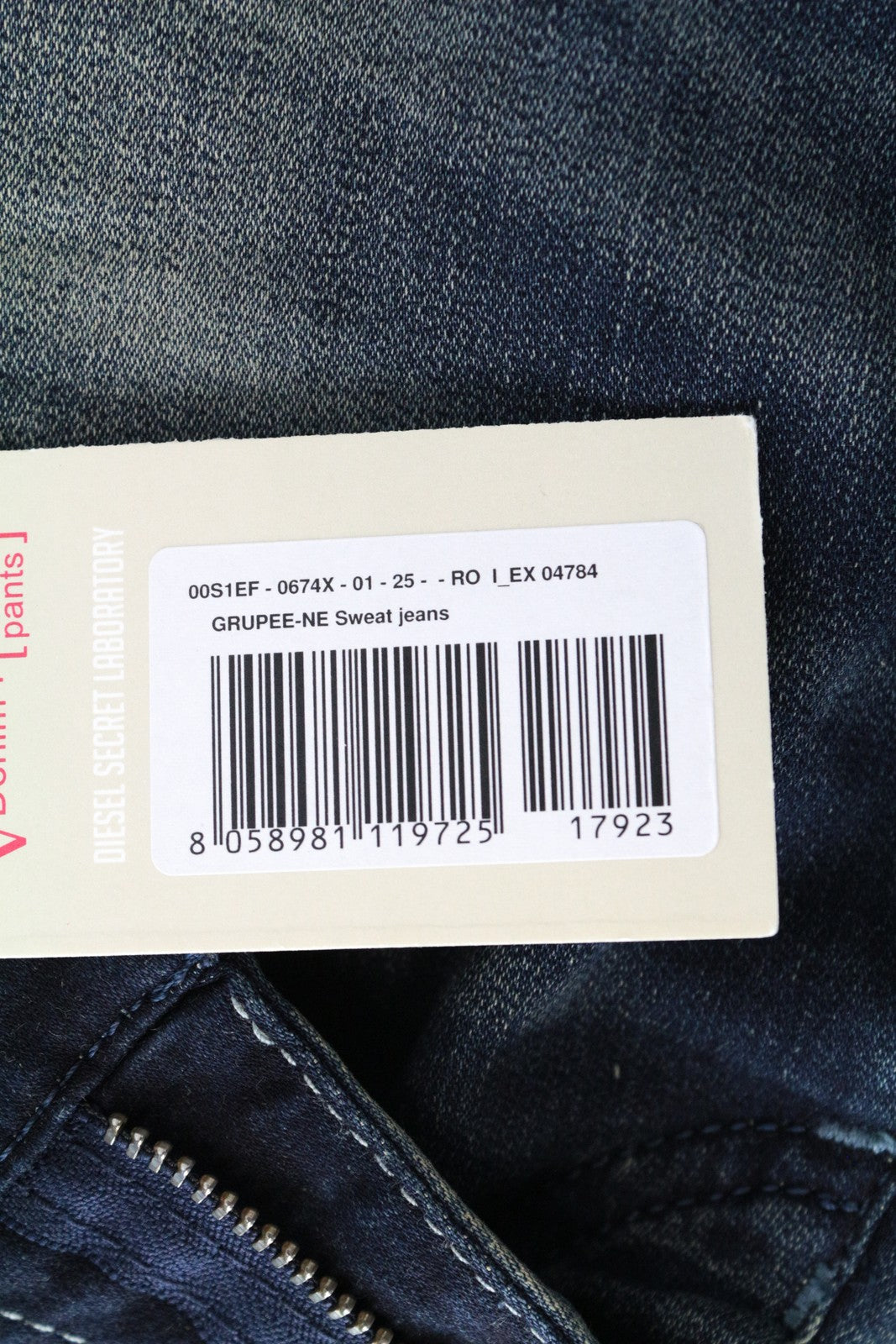 DIESEL Grupee-Ne 0674X Women Jeans W25 Jogg Sweat Mid-Blue Distressed Slim Fit