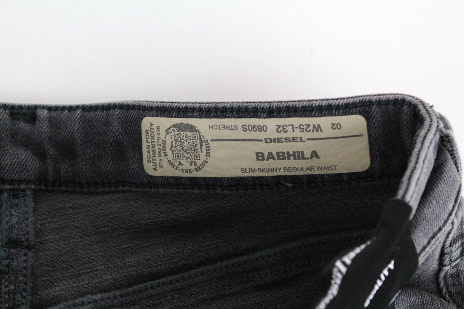 DIESEL Babhila 0890S Women Jeans W25/L32 Slim Skinny Grey Stretch 5-Pocket