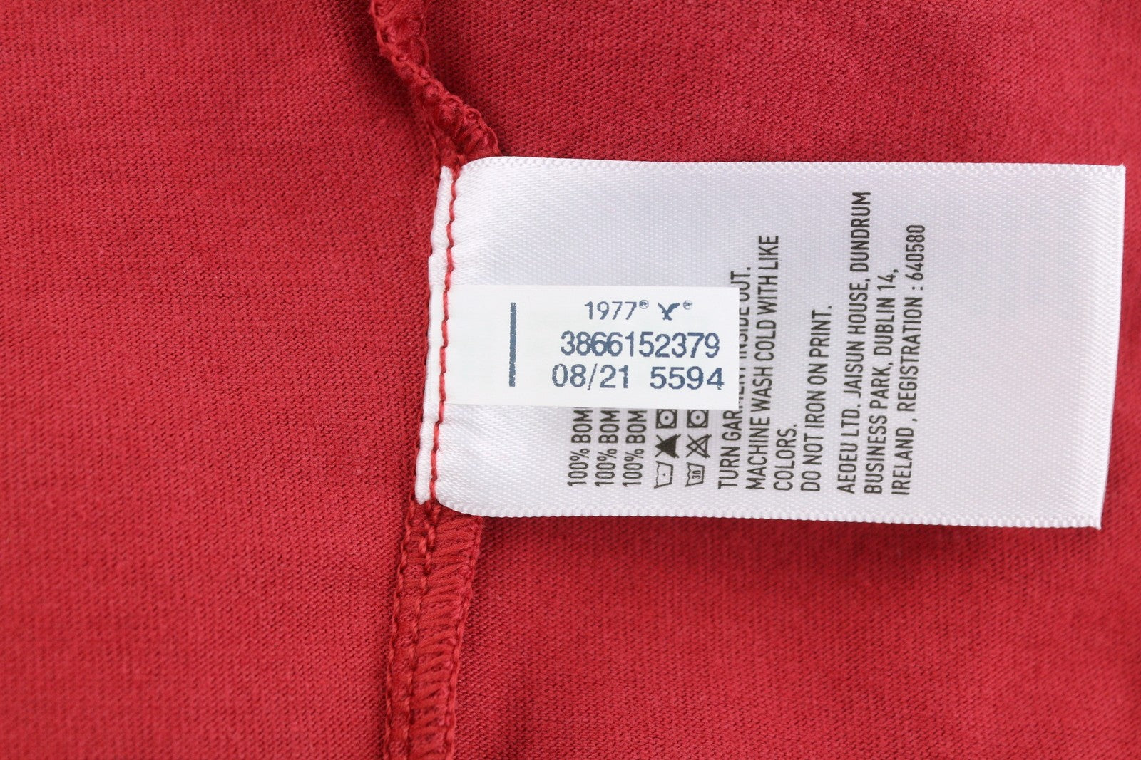 AMERICAN EAGLE OUTFITTERS Men T-Shirt L Red Super Soft Standard Short Sleeve