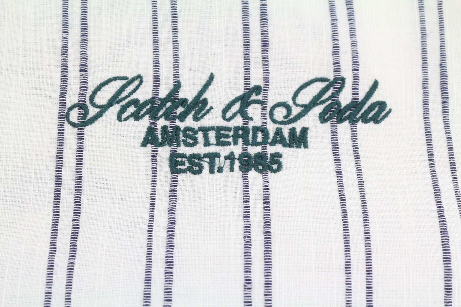 SCOTCH & SODA Men Shirt M White Relaxed Pinstriped Baseball Short Sleeve