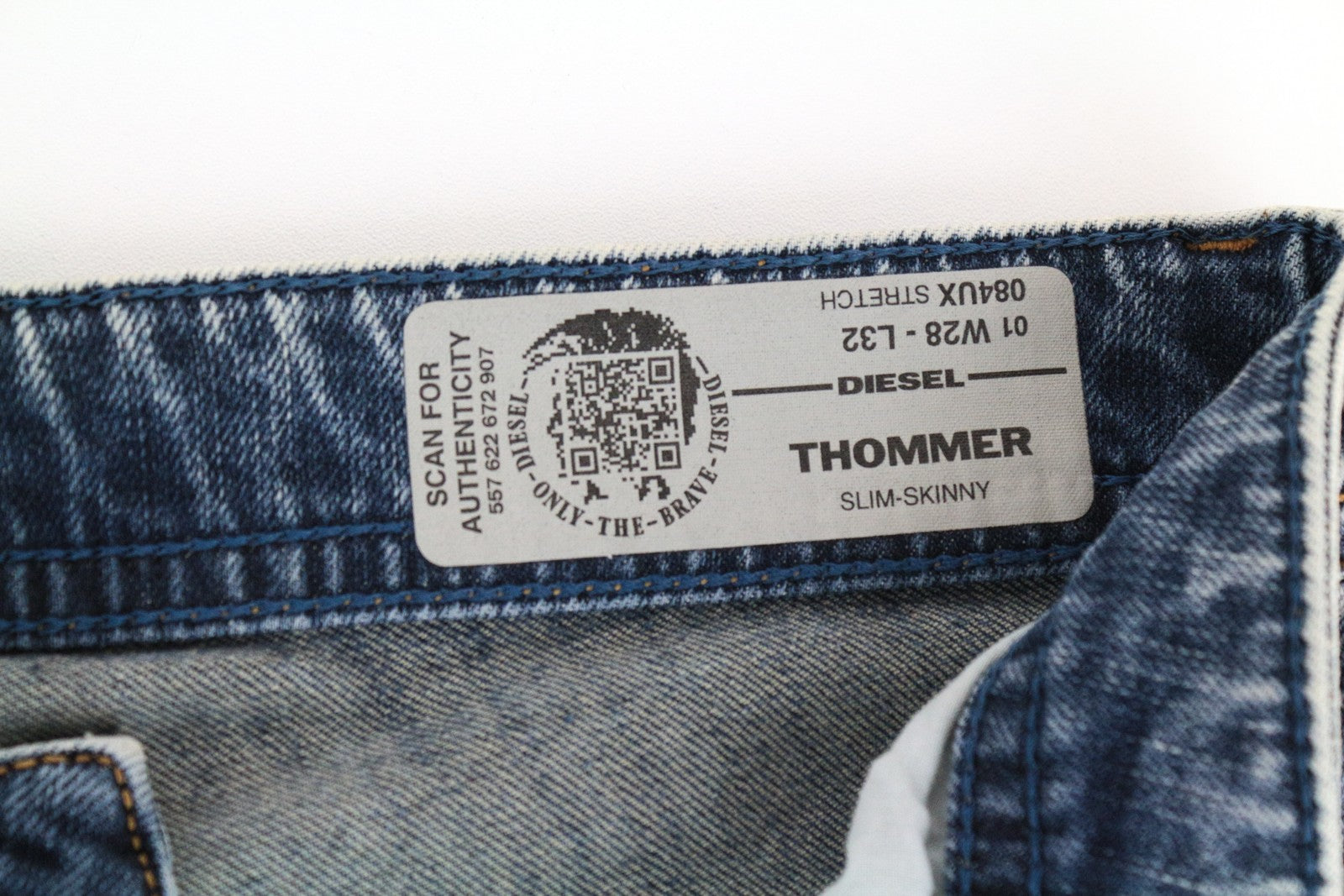 DIESEL Thommer 084UX Men Jeans W28/L32 Slim Skinny Blue Wash Stretch Denim